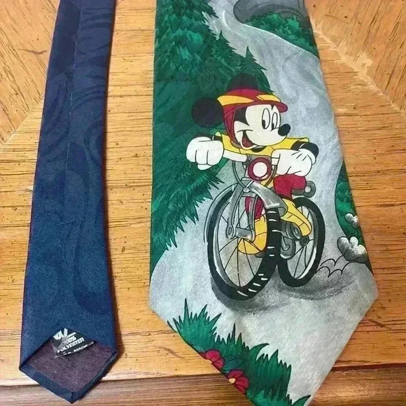 Vintage 90s Disney Mickey Mouse Mens Neck Tie Mickey Unlimited Memorabilia - Picture 2 of 4